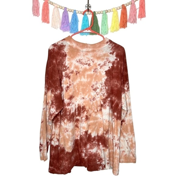 Free People We The Free Long Sleeve Oversized Pink Maroon Tie Dye Shirt Medium - Picture 1 of 14